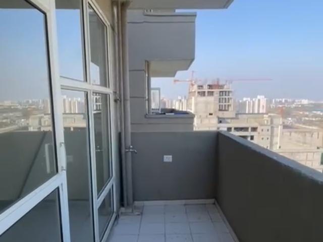 Resale | 2 BHK 691 Sq.Ft. Apartment in Pyramid Heights