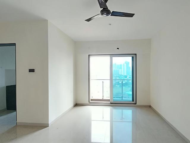 Resale | 2 BHK 691 Sq.Ft. Apartment in Siddhi Highland Haven