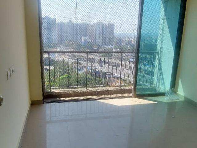 Resale | 2 BHK 692 Sq.Ft. Apartment in Man Opus
