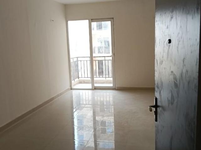 Resale | 2 BHK 692 Sq.Ft. Apartment in Signature The Millennia 2