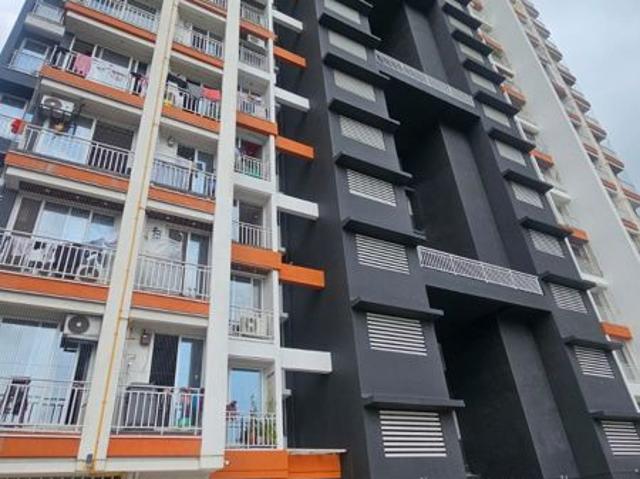 Resale | 2 BHK 693 Sq.Ft. Apartment in Malhar 24 East