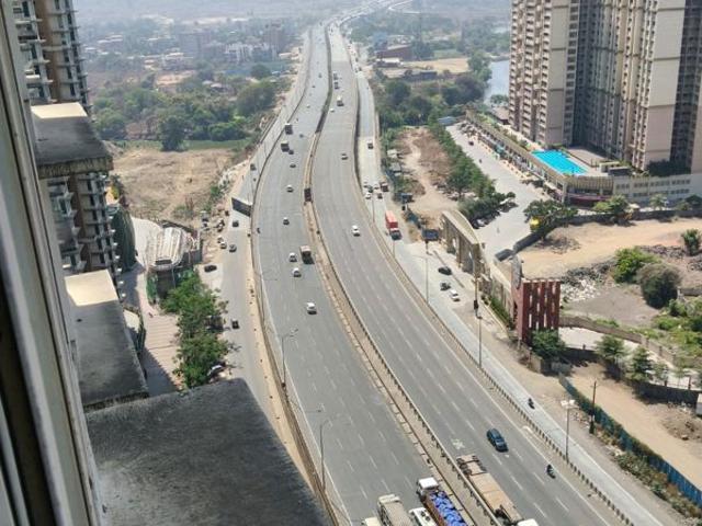 Resale | 2 BHK 709 Sq.Ft. Apartment in Marathon Nexzone