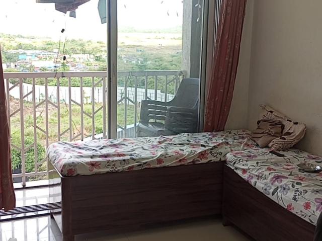 Resale | 2 BHK 700 Sq.Ft. Apartment in Unique Greens Ghodbunder Road