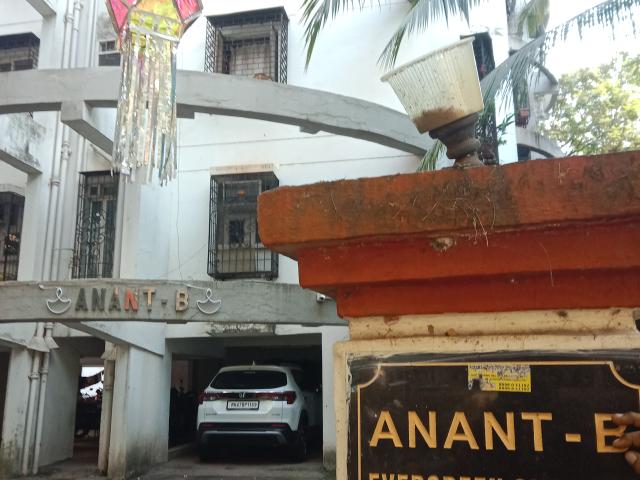 Resale | 2 BHK 700 Sq.Ft. Apartment in Anant CHS Dahisar
