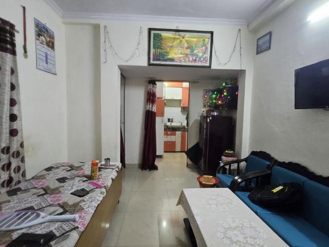 Resale | 2 BHK + 700 Sq.Ft. Apartment in Dilshad Colony