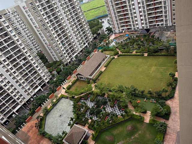 Resale | 2 BHK 700 Sq.Ft. Apartment in Pride Purple Park Astra