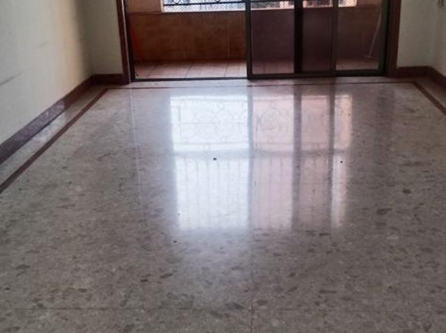 Resale | 2 BHK 700 Sq.Ft. Apartment in Regency Towers