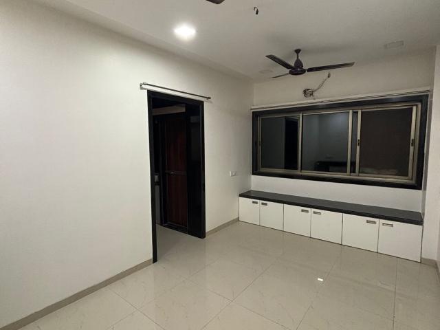 Resale | 2 BHK 700 Sq.Ft. Apartment in S V Road Borivali East ap