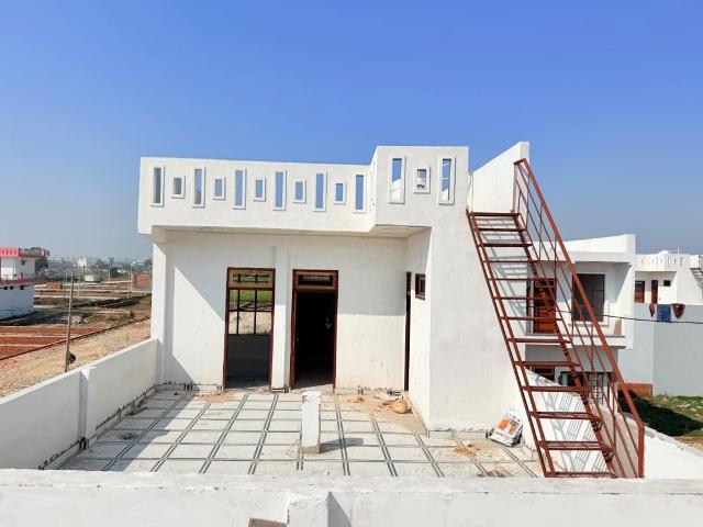 Resale | 2 BHK + 70 Sq.Yd. Villa in Madhuban Bapudham