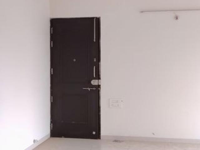 Resale | 2 BHK 714 Sq.Ft. Apartment in Nyati Evara 2