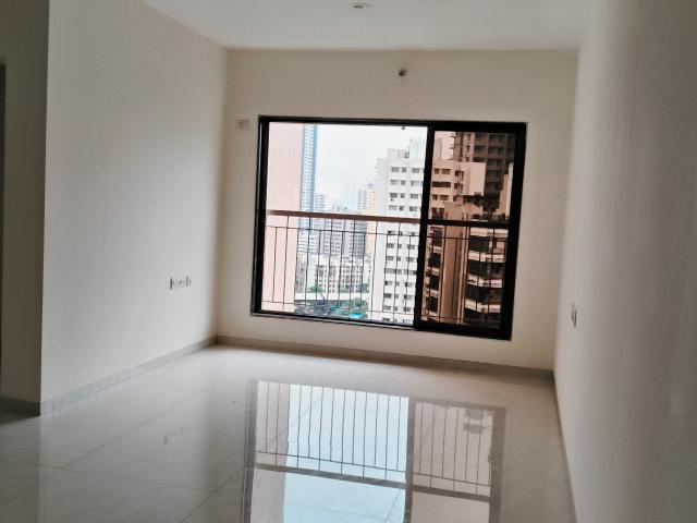 Resale | 2 BHK 715 Sq.Ft. Apartment in Rashi Tower