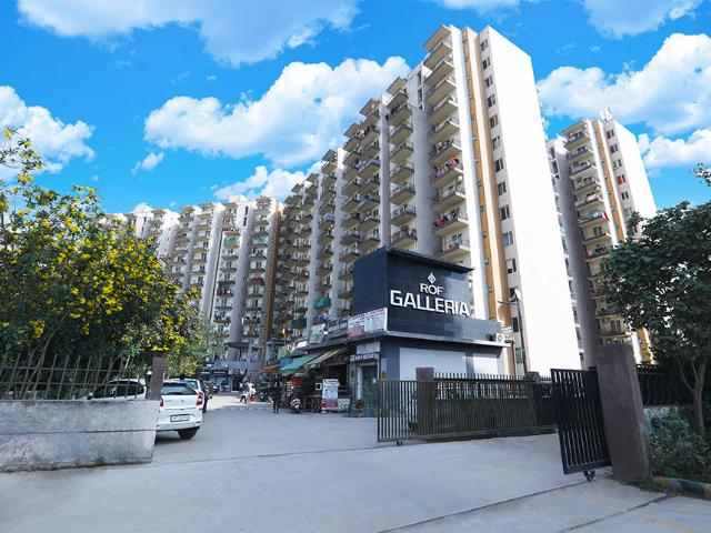 Resale | 2 BHK 717 Sq.Ft. Apartment in ROF Aalayas