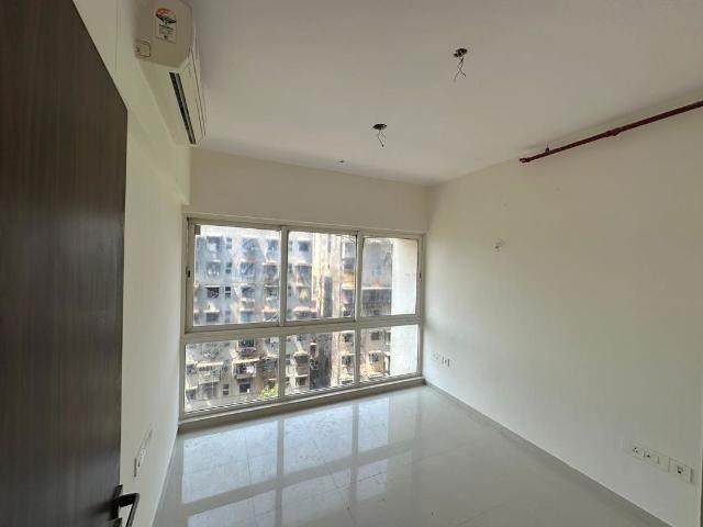 Resale | 2 BHK 710 Sq.Ft. Apartment in Saket CHS Malad East