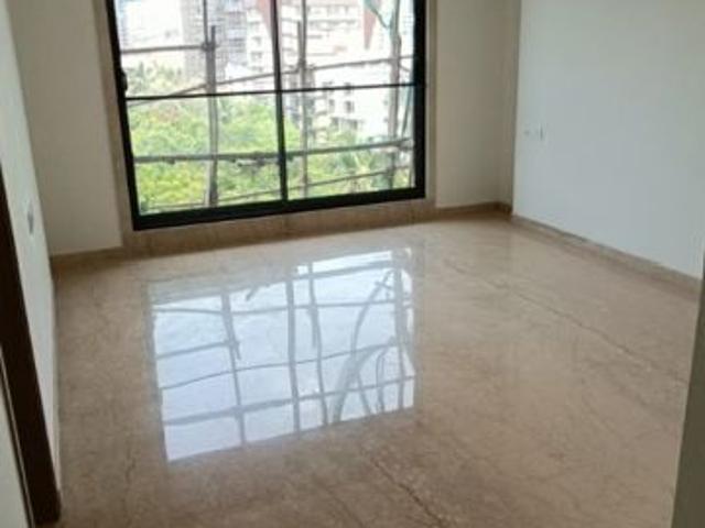 Resale | 2 BHK 725 Sq.Ft. Apartment in Evershine Bliss