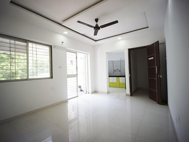Resale | 2 BHK 727 Sq.Ft. Apartment in Tathawade