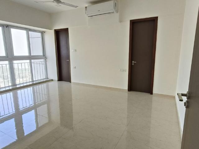 Resale | 2 BHK 728 Sq.Ft. Apartment in Almeida Park