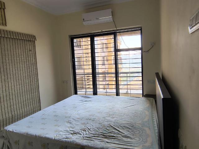 Resale | 2 BHK 720 Sq.Ft. Apartment in K Raheja Interface Heights
