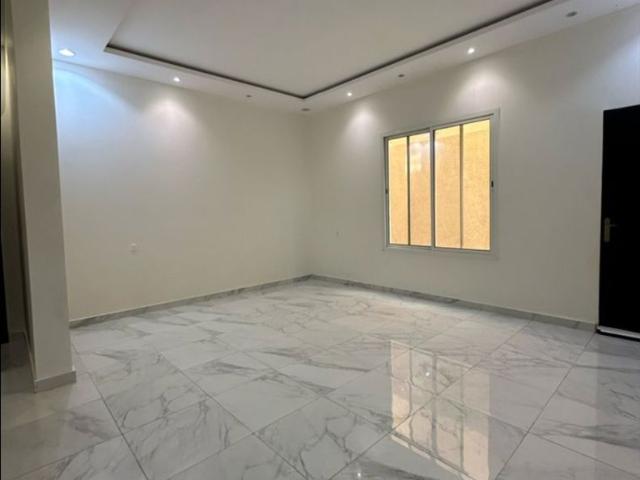 Resale | 2 BHK 720 Sq.Ft. Apartment in Raymond Aashiyana
