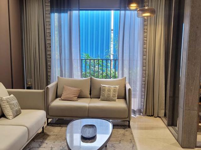 Resale | 2 BHK 722 Sq.Ft. Apartment in Sankla East World