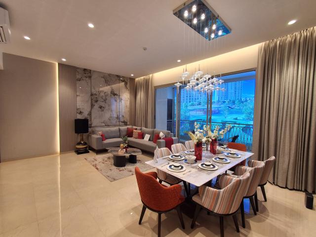 Resale | 2 BHK 723 Sq.Ft. Apartment in Hiranandani Fortune City