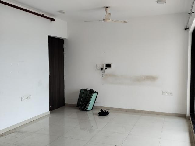 Resale | 2 BHK 735 Sq.Ft. Apartment in Mount Casa
