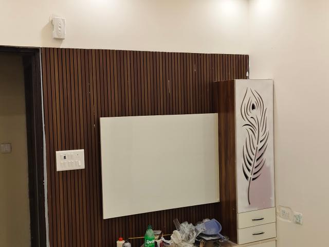 Resale | 2 BHK 735 Sq.Ft. Apartment in Suncity Avenue 76