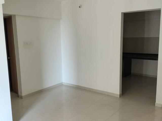 Resale | 2 BHK 736 Sq.Ft. Apartment in Akshay Yash Grecia
