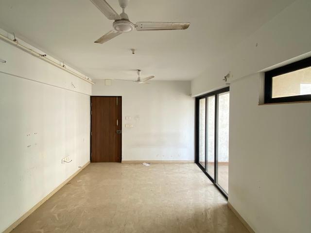 Resale | 2 BHK 738 Sq.Ft. Apartment in Lodha Lakeshore Greens
