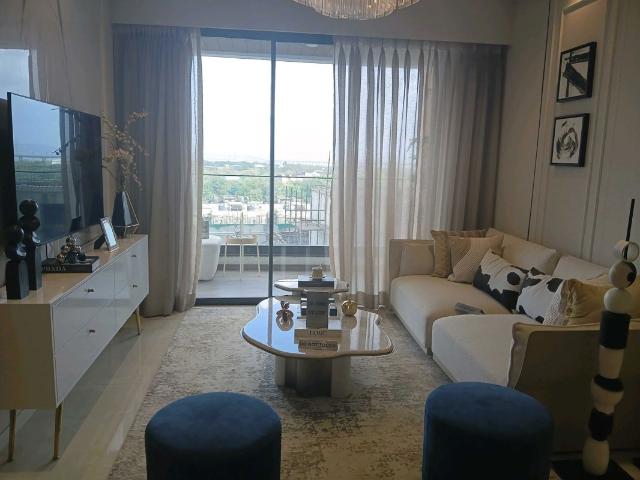 Resale | 2 BHK + 739 Sq.Ft. Apartment in Godrej Horizon Wadala