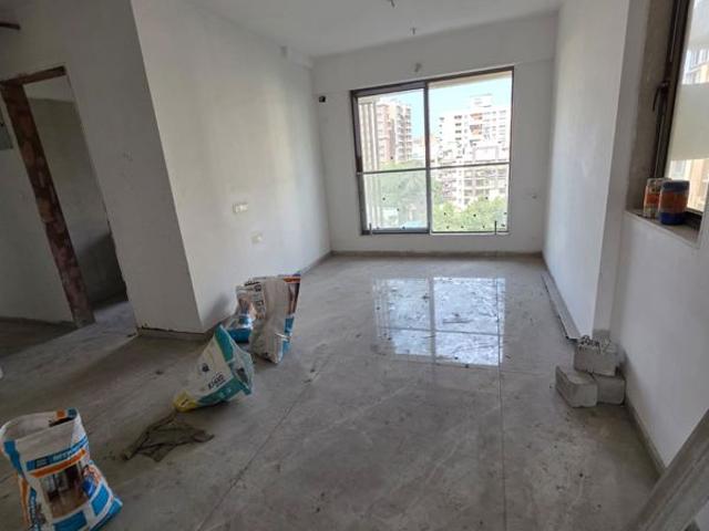 Resale | 2 BHK 733 Sq.Ft. Apartment in Hubtown Seasons