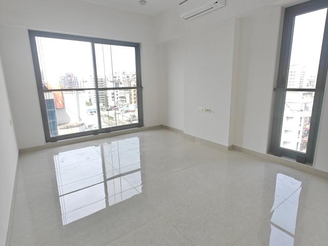 Resale | 2 BHK 746 Sq.Ft. Apartment in Paradigm Nivan