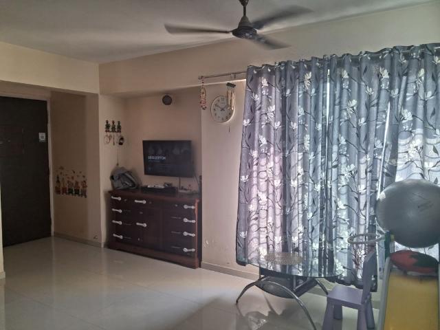 Resale | 2 BHK + 740 Sq.Ft. Apartment in Cosmos Lounge