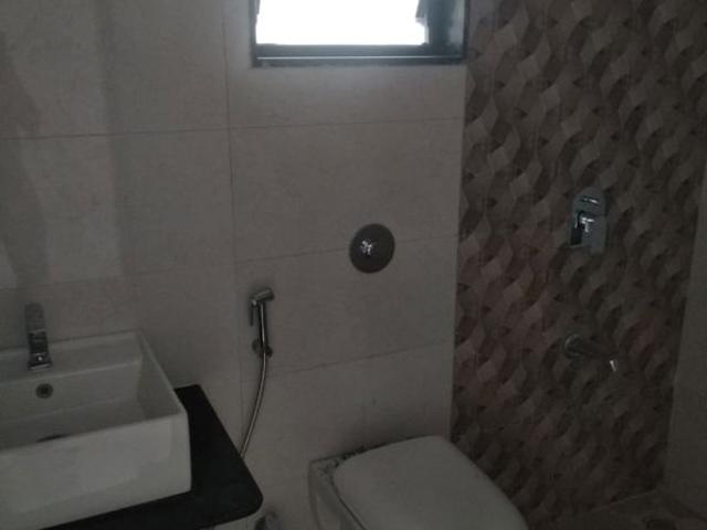 Resale | 2 BHK 740 Sq.Ft. Apartment in Kohinoor Viva City