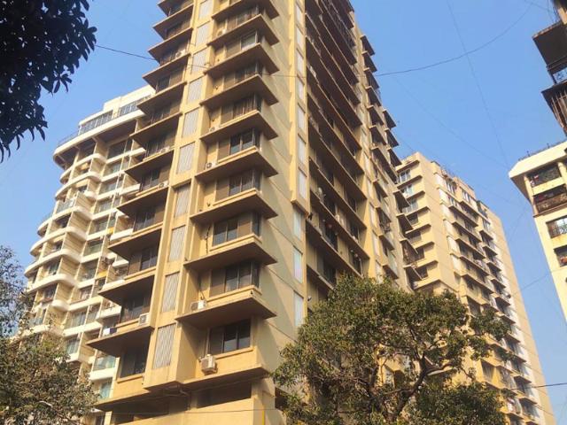 Resale | 2 BHK 757 Sq.Ft. Apartment in Bandra West