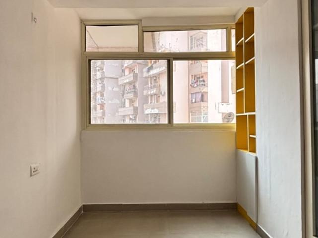 Resale | 2 BHK 750 Sq.Ft. Apartment in Aegis Trine Tower