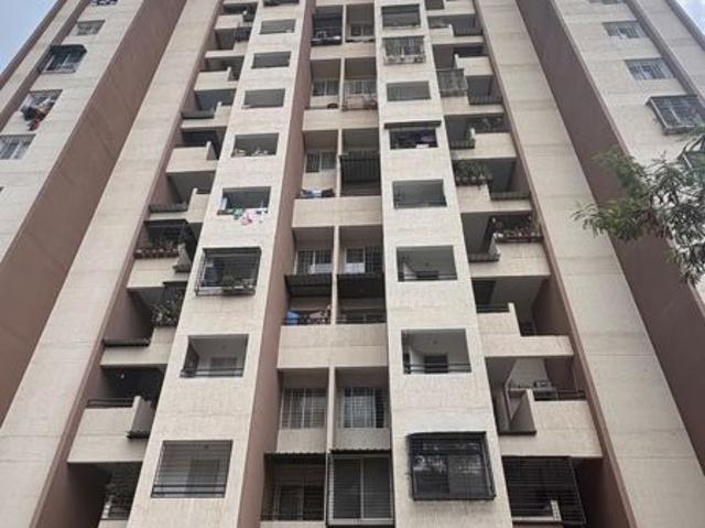 Resale | 2 BHK 750 Sq.Ft. Apartment in Atul Pari Towers