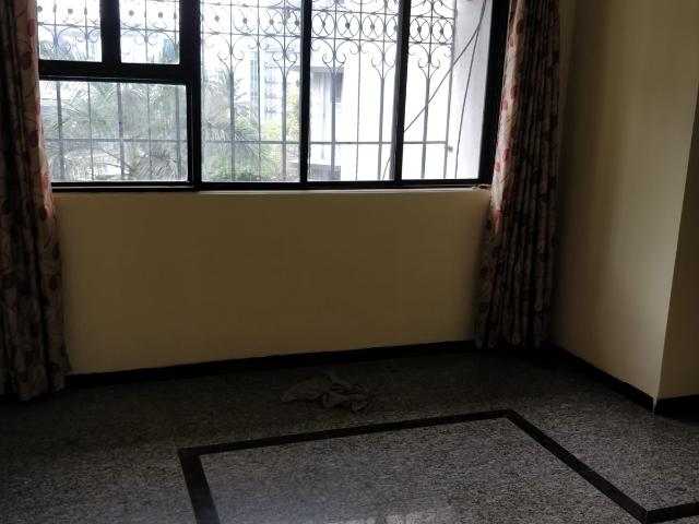 Resale | 2 BHK 750 Sq.Ft. Apartment in Dheeraj Sagar