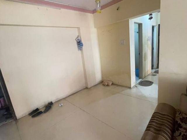 Resale | 2 BHK 750 Sq.Ft. Apartment in Gaurav Woods