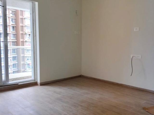 Resale | 2 BHK 750 Sq.Ft. Apartment in Goregaon West