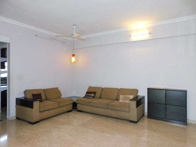 Resale | 2 BHK 750 Sq.Ft. Apartment in Hiranandani Meadows
