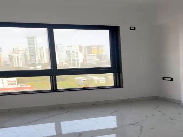 Resale | 2 BHK 750 Sq.Ft. Apartment in Matunga East