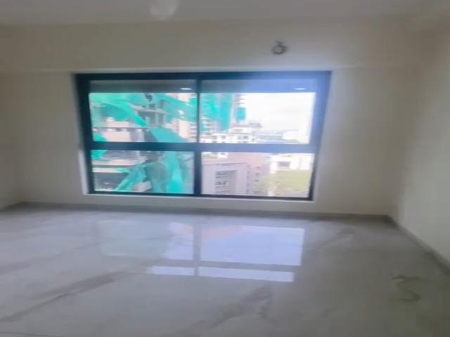Resale | 2 BHK 750 Sq.Ft. Apartment in Matunga East