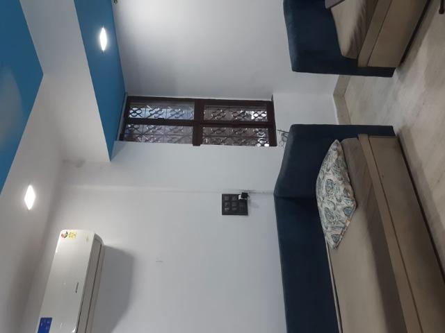 Resale | 2 BHK 750 Sq.Ft. Apartment in Raghunath Nagar