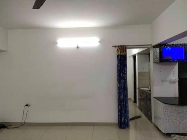 Resale | 2 BHK 750 Sq.Ft. Apartment in Shiv Park