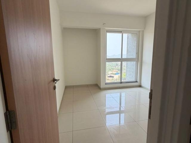 Resale | 2 BHK 760 Sq.Ft. Apartment in Godrej Emerald Vista