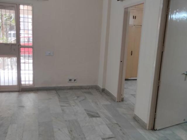 Resale | 2 BHK 760 Sq.Ft. Apartment in Shipra Suncity