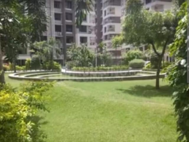 Resale | 2 BHK 761 Sq.Ft. Apartment in Saheel Itrend Life