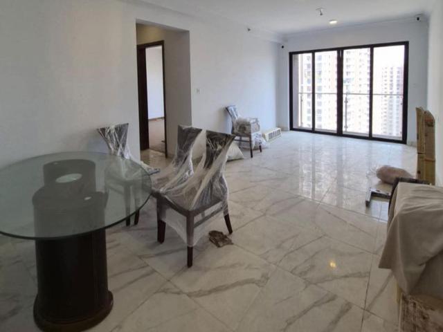 Resale | 2 BHK 775 Sq.Ft. Apartment in Risland The Icon