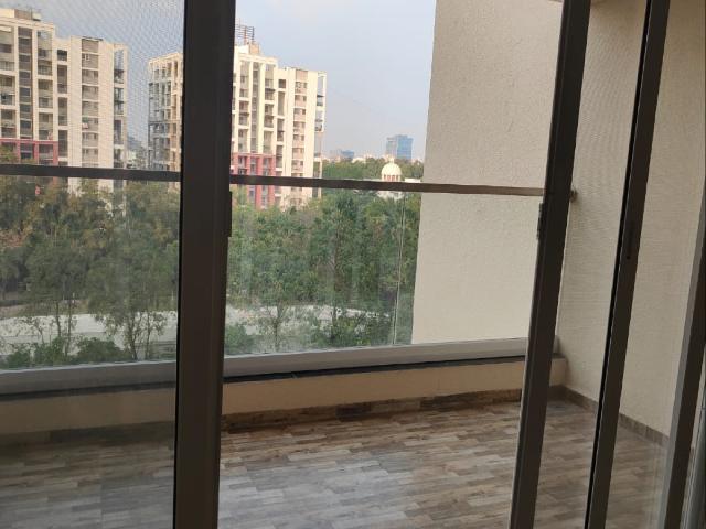 Resale | 2 BHK 776 Sq.Ft. Apartment in VTP Solitaire