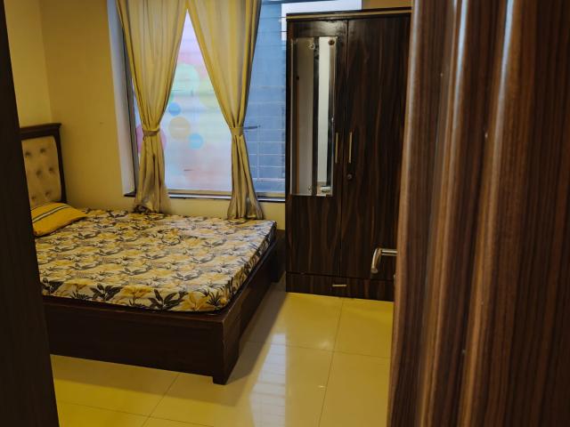 Resale | 2 BHK 778 Sq.Ft. Apartment in Kohinoor Tinsel Town